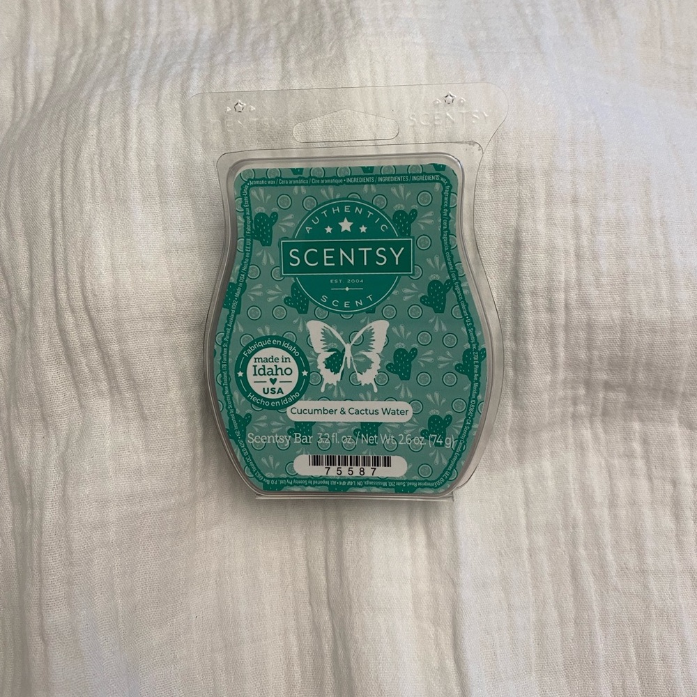 Scentsy - Cucumber & Cactus Water Wax Bar- BUNDLE TO SAVE